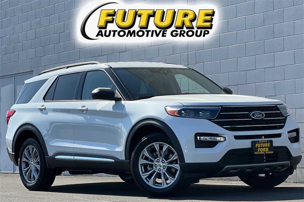 2024 Ford Explorer XLT