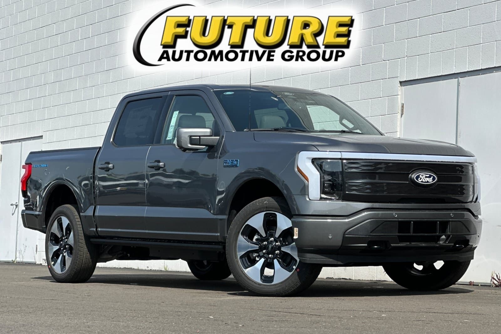 2025 Ford F-150 Lightning Platinum